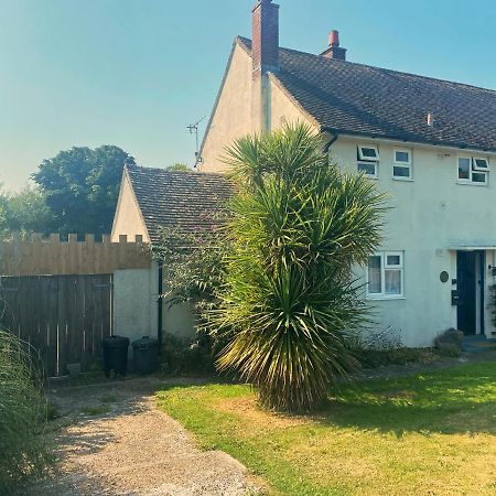 Sea Bean 2 Bedroom House Manorbier Tenby Pet Friendly Exterior foto